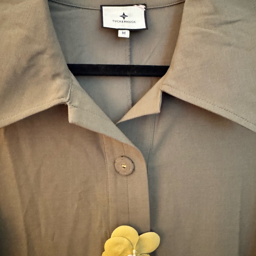 Tuckernuck Elegant Olive Green Midi Dress - Picture 3 of 3